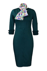 Lila, knielanges, figurbetontes Bürokleid
